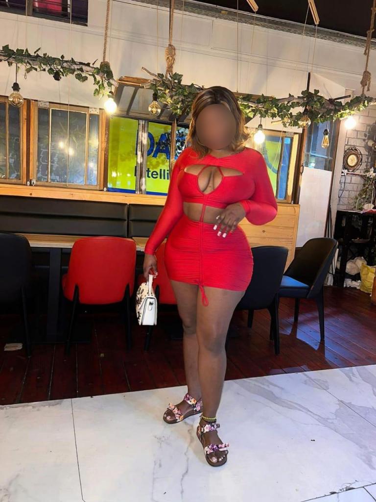 Chica busca chico en Huesca: 