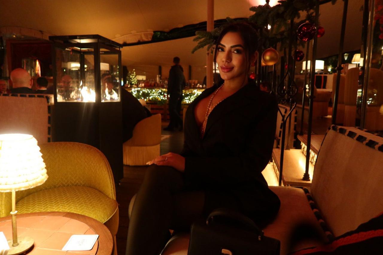 Chica busca chico en Cádiz: 