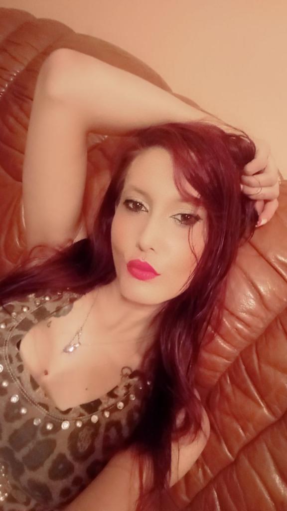 Chica busca chico en Asturias: 