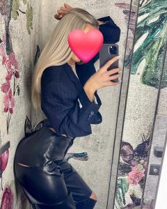 631157542: Chica busca chico en Lérida