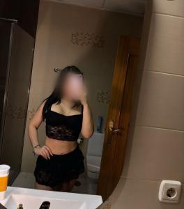 624487554: Chica busca chico en Madrid