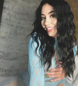 632979198: Chica busca chico en Barcelona