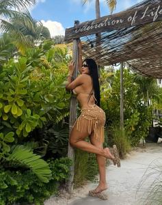 637103542: Chica busca chico en León