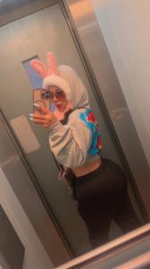 670642365: Chica busca chico en Cádiz