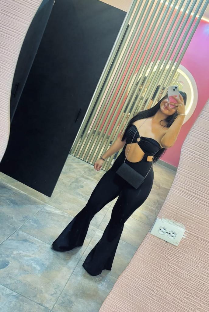 Chica busca chico en Tenerife: 