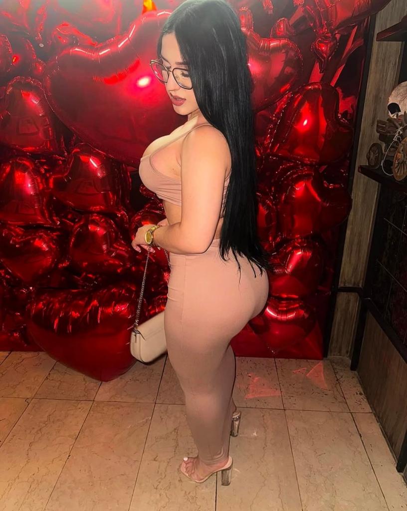 644204295: Chica busca chico en Almería