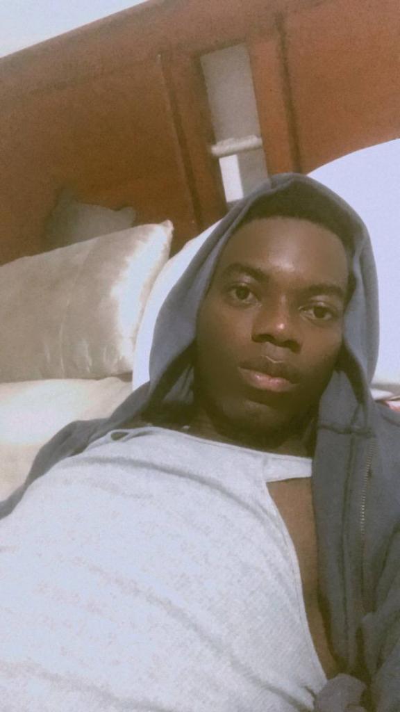 614682905: Chico busca chica en Cantabria