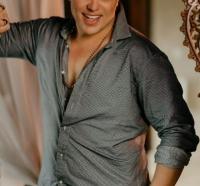 613712449: Chica busca chico en Cantabria