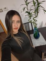 614731322: Chica busca chico en Cantabria