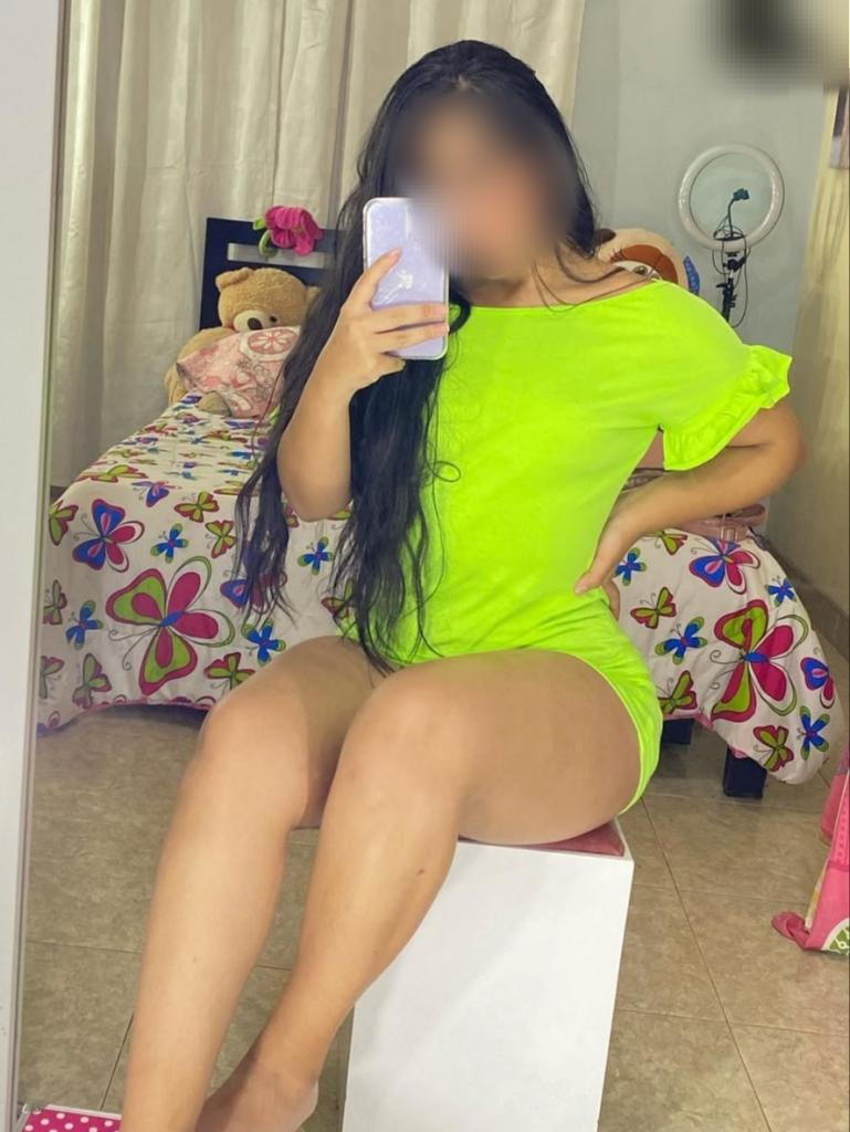 634063177: Chica busca chico en La Coruña