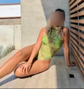 631049757: Chica busca chico en Madrid