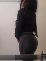 613421386: Chica busca chico en Sevilla