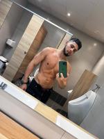 641054196: Chico busca chica en Valencia