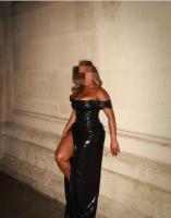 685796437: Chica busca chico en Madrid