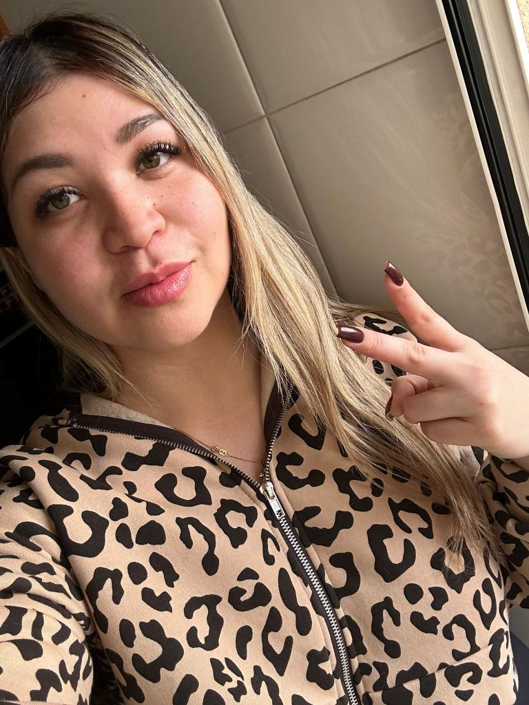 637565860: Chica busca chico en Murcia
