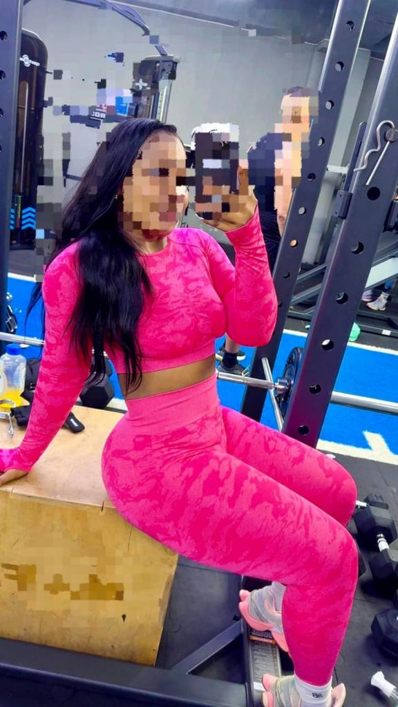 614792805: Chica busca chico en Asturias