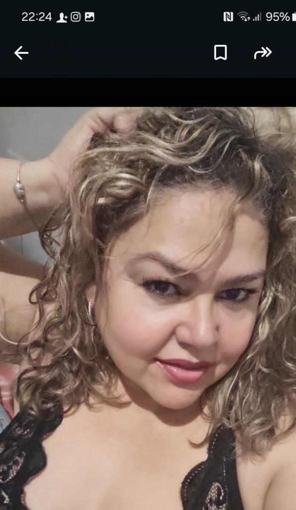 628843337: Chica busca chico en Orense