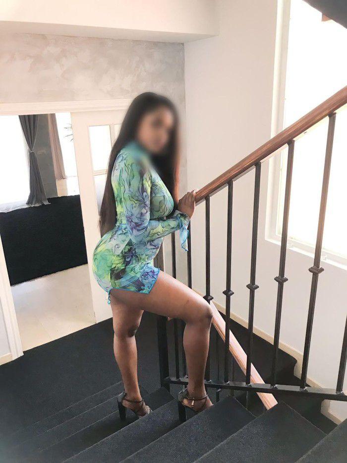 Chica busca chico en Barcelona: 