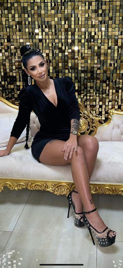 742090473: Chica busca chico en Segovia