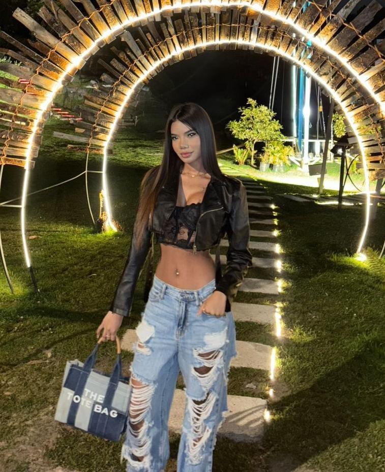 611287457: Chica busca chico en Mallorca