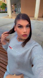611291433: Travesti en Cantabria