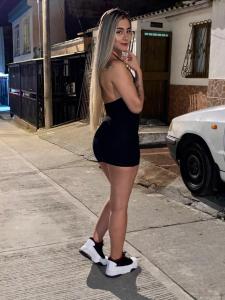 642920698: Chica busca chico en Valencia