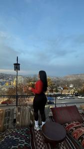 617415806: Chica busca chico en Sevilla