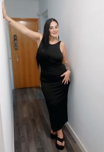 643037564: Chica busca chico en Lugo