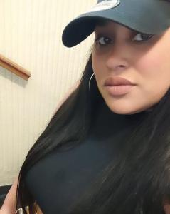 603910696: Chica busca chico en Sevilla