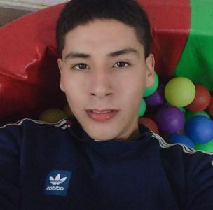 614040129: Chico busca chica en Valencia