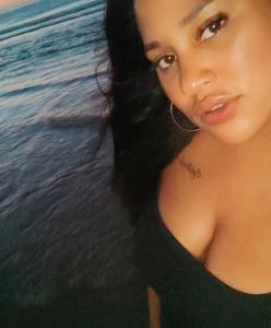 603910696: Chica busca chico en Sevilla