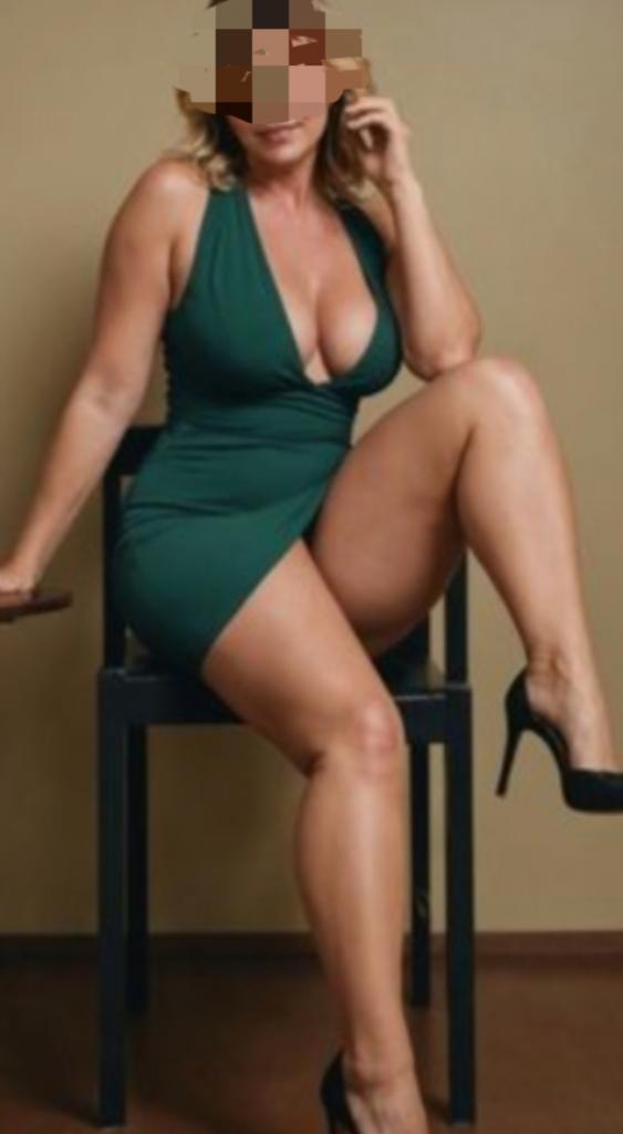 614927313: Chica busca chico en Tarragona