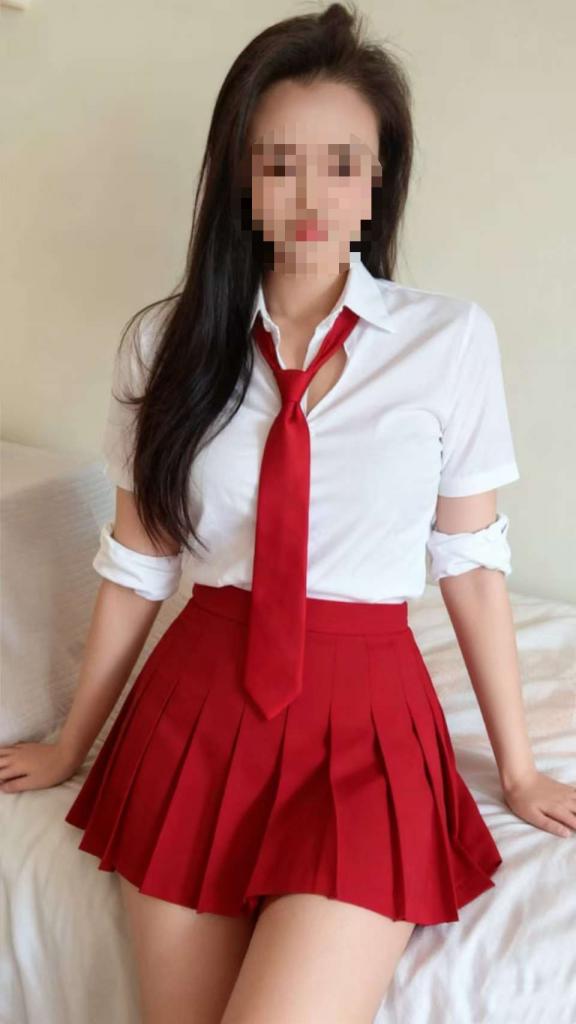 688106247: Chica busca chico en Barcelona