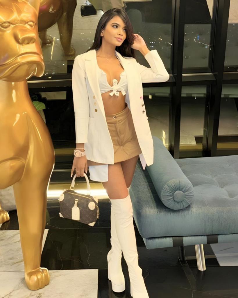 611287457: Chica busca chico en Mallorca