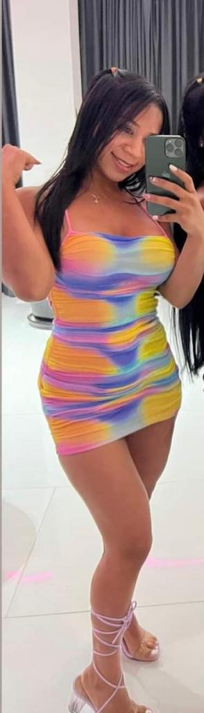 697624169: Chica busca chico en Málaga