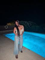 643109403: Chica busca chico en Barcelona