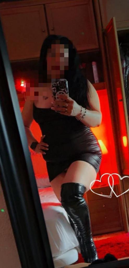 Chica busca chico en Cantabria: 