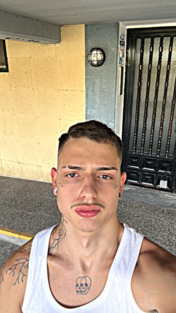 Chico busca chica en Madrid: 