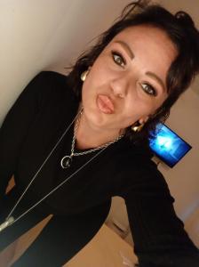 656318206: Chica busca chico en Barcelona