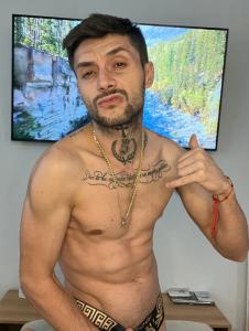 613218116: Chico busca chica en Mallorca