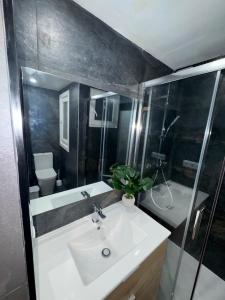 698947098:  en Alicante