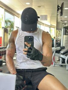 687133916: Chico busca chica en Lérida