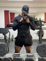 653566373: Chico busca chica en Barcelona