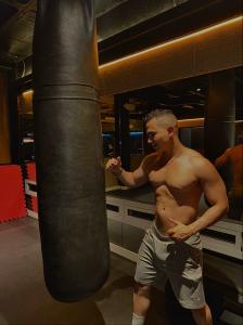 674077657: Chico busca chica en Madrid