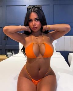 Chica busca chico en Tenerife: 