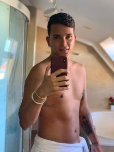 631225566: Chico busca chica en Mallorca