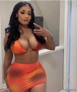 613746909: Chica busca chico en Tenerife