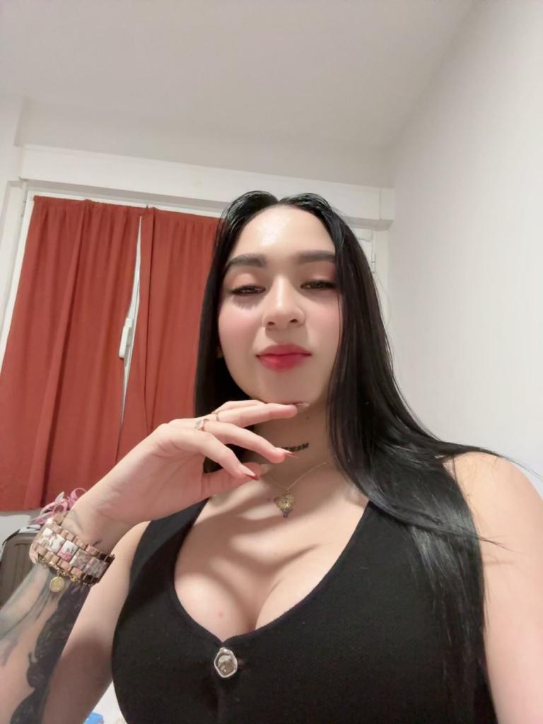 624841740: Chica busca chico en Asturias