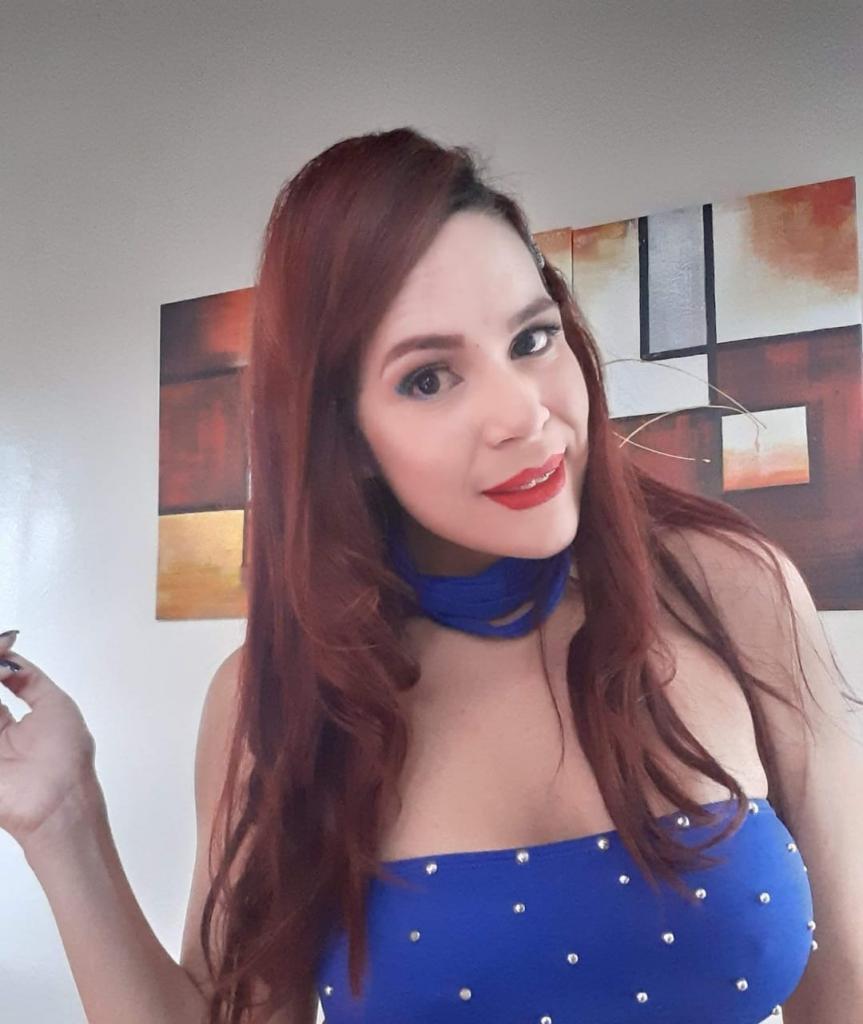 612467348: Chica busca chico en Murcia