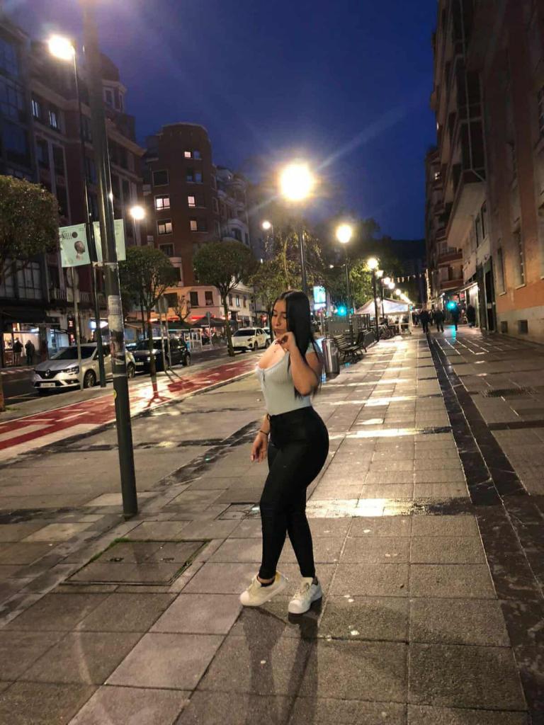 632287462: Chica busca chico en Asturias
